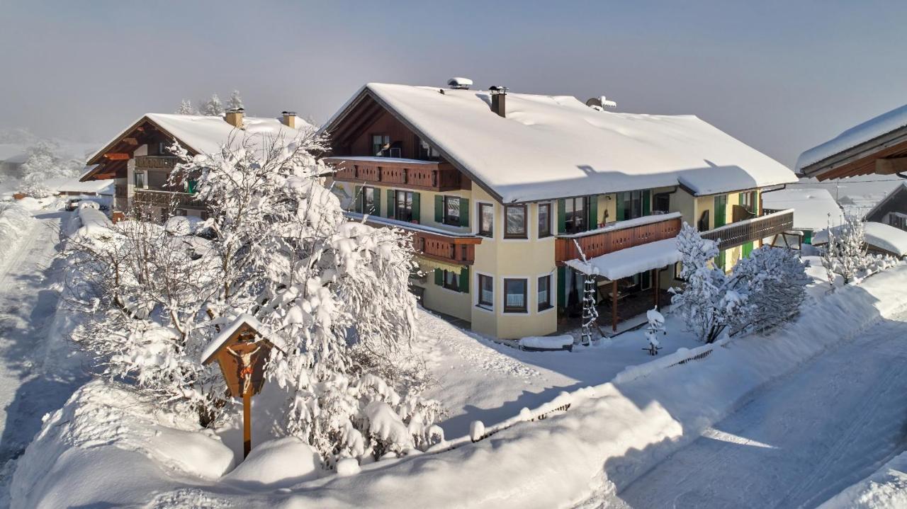 Gaestehaus Alpina Bad Kohlgrub Exterior photo